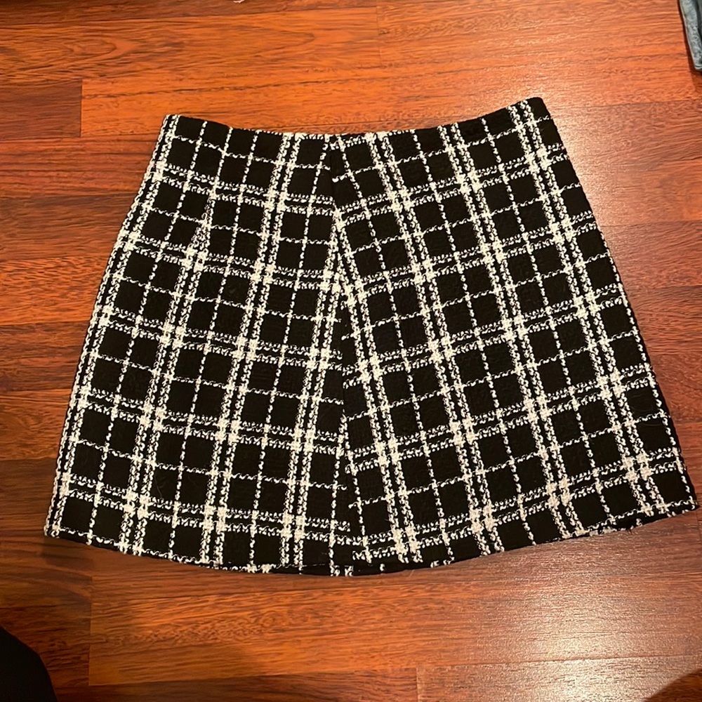 Black and White Plaid Skirt